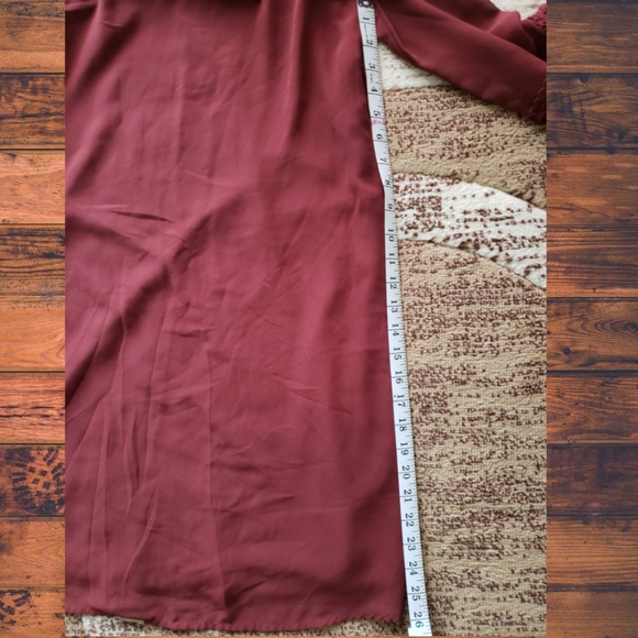 Off the Shoulder Dress - Picture 5 of 7